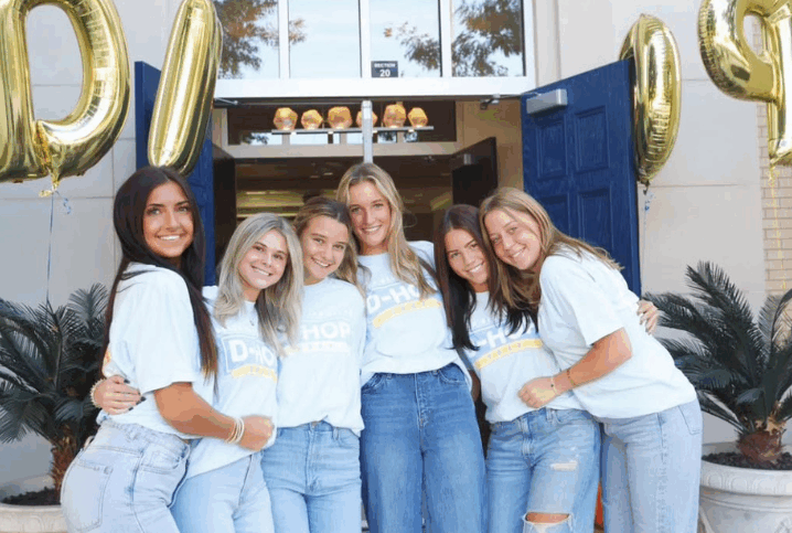 Phi Lambda – Texas Christian